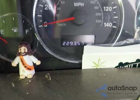 2010 Jeep Grand Cherokee Laredo from USA, damaged, VIN 1J4PR4GK2AC143836